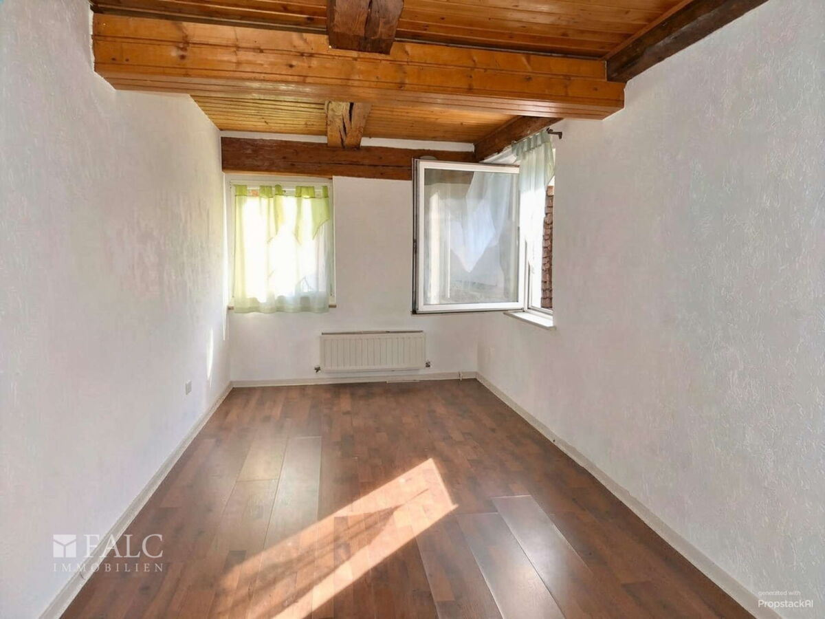 Wohnung 1: 1.OG-Schlafzimmer-1