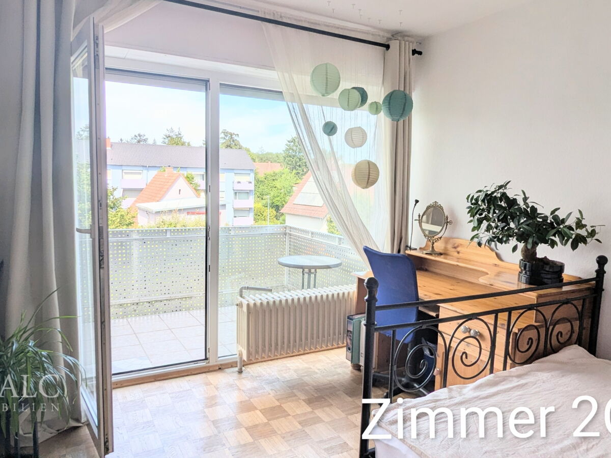 Zimmer 2 OG