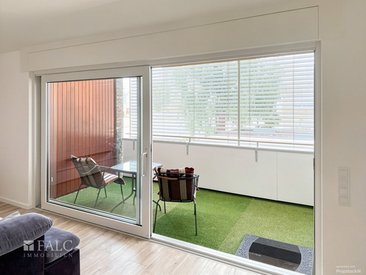1. Etage links Balkon