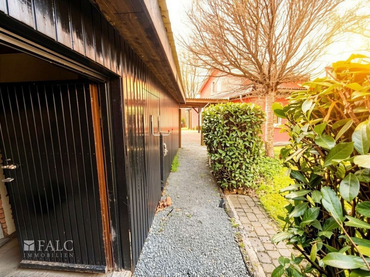 AB-Carport & Durchgang