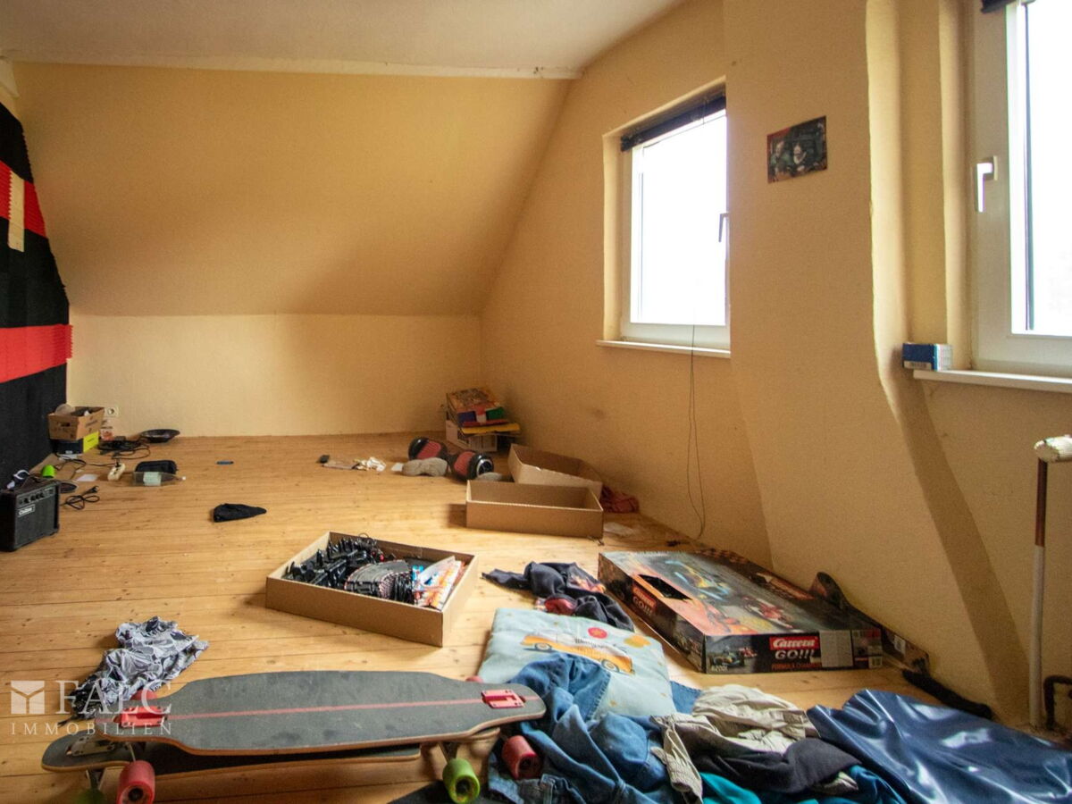 Jugendzimmer DG