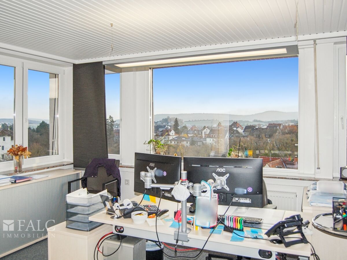 Großes Büro hinten_1.OG