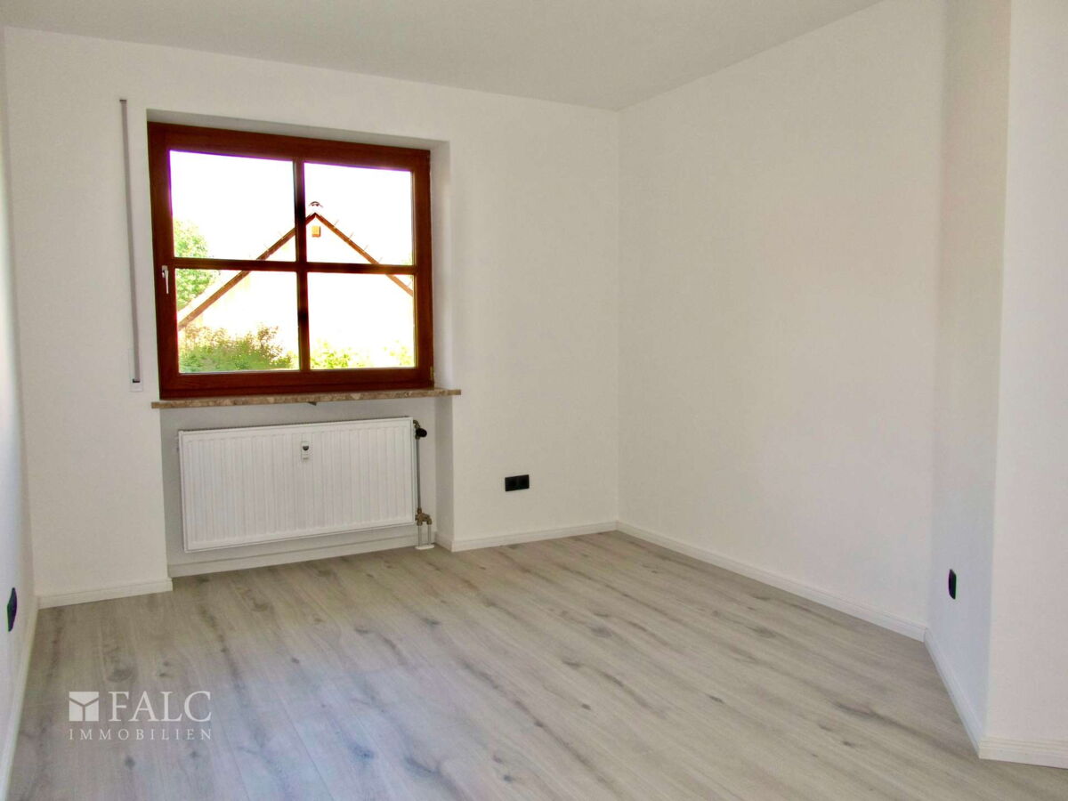 EG: Schlafzimmer  2 von 3