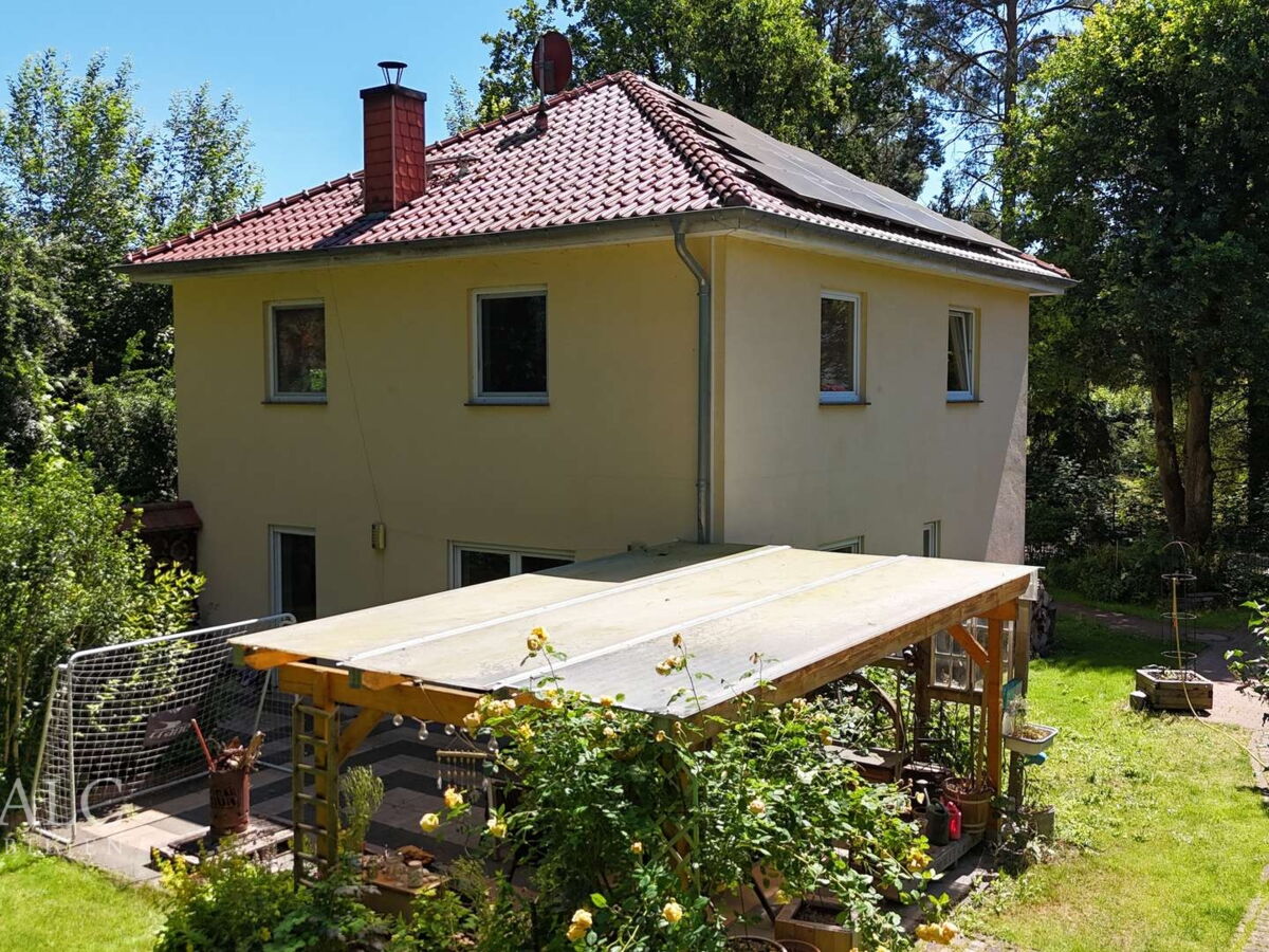 Außenansicht Gartenseite