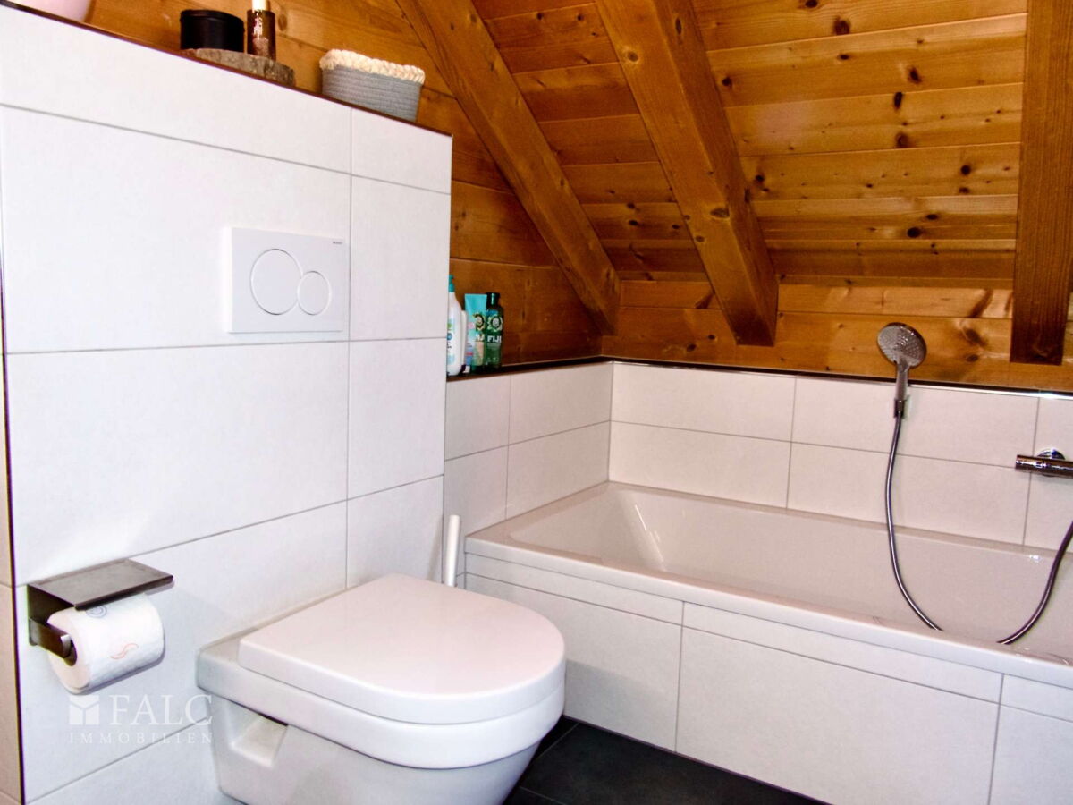 Badewanne, WC - komplett 2026 erneuert