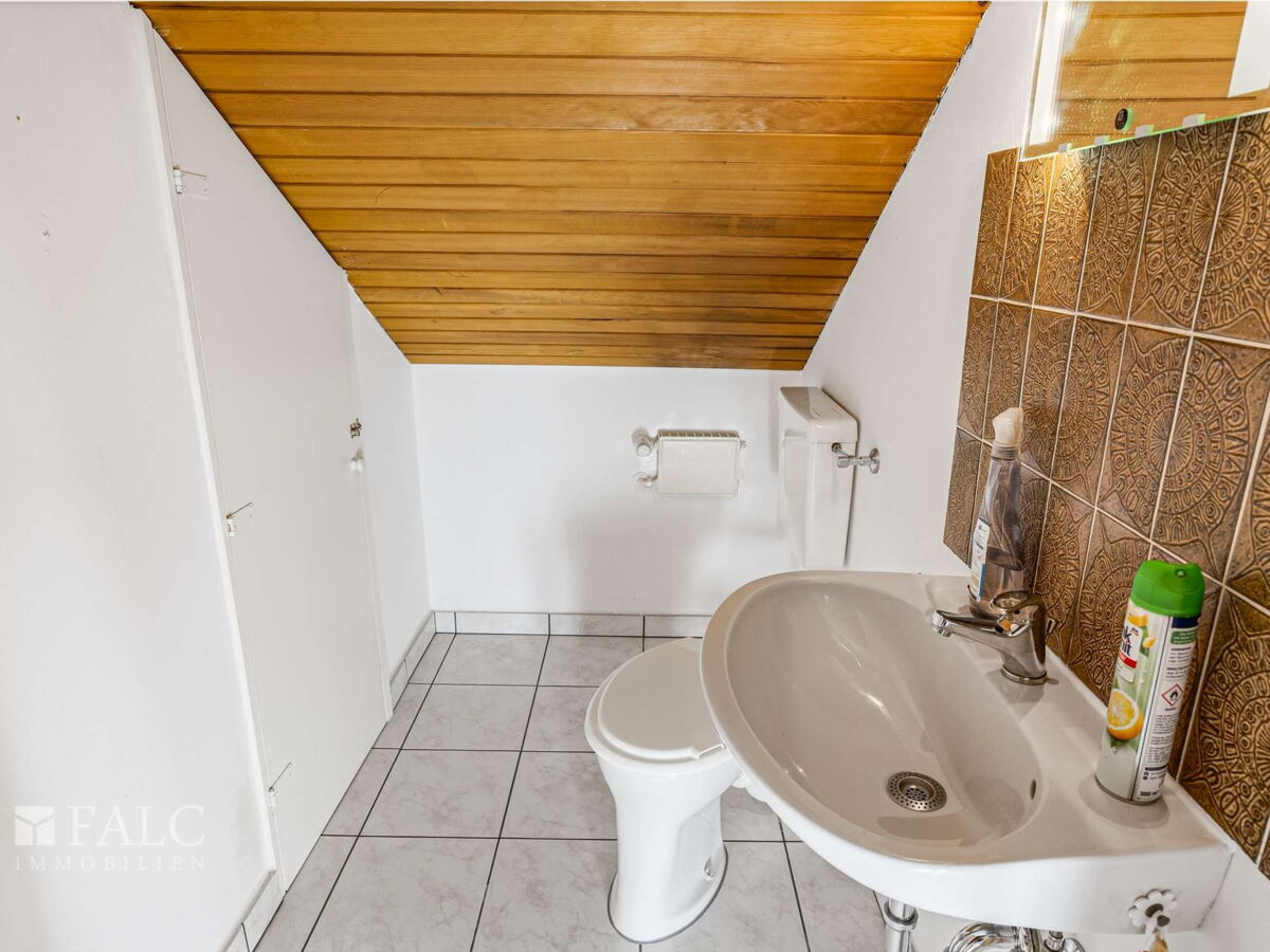 Dachgeschoss WC