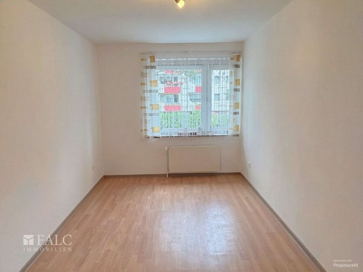 Büro/Kind/Gast (KI generiert)