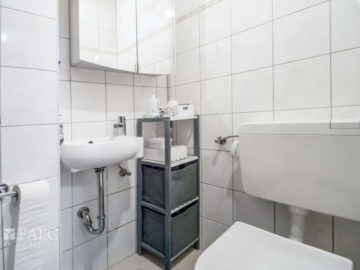2. Wohnung Toilette