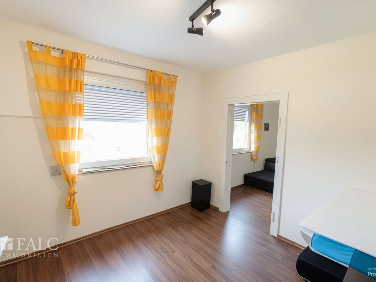 Schlafzimmer3- Ankleide OG 