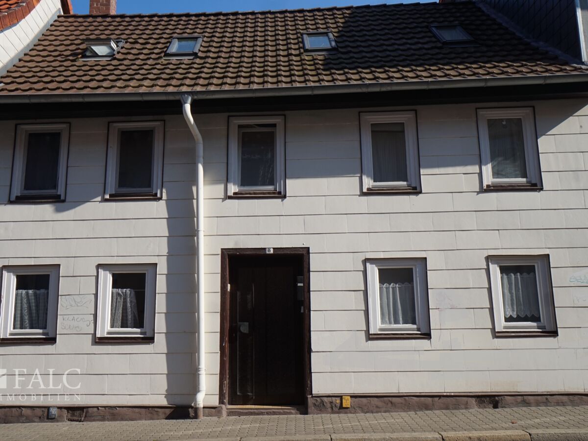 Blick von der Strasse 1
