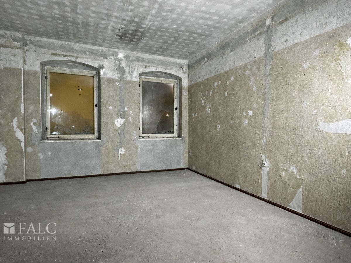 Kinderzimmer OG - Ist-Zustand (leergeräumt)