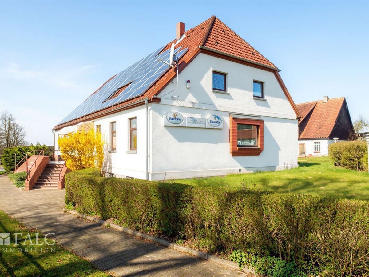 Außenansicht III