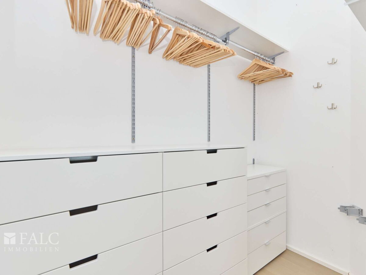 Ankleide Schlafzimmer I/III