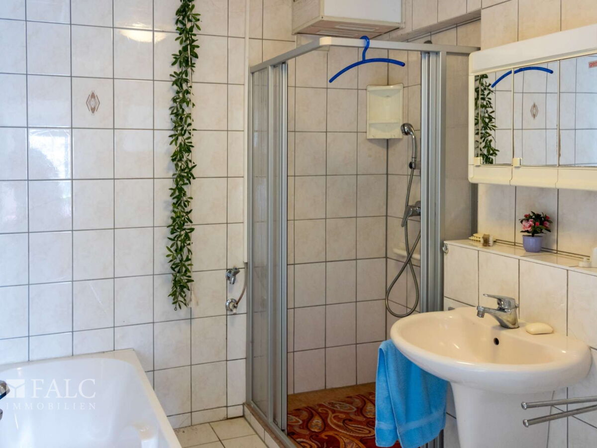 Badezimmer EG