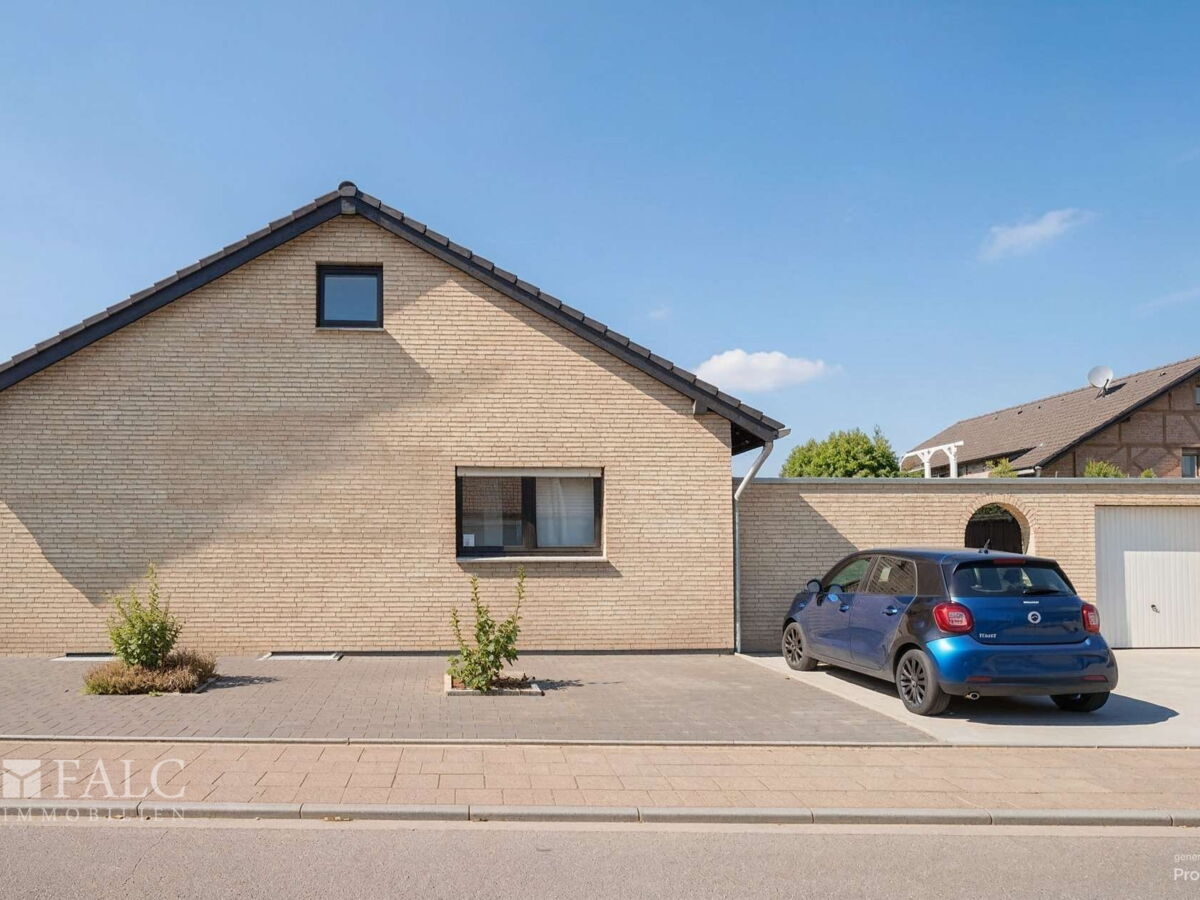Garage + Stellplatz - (KI generiert)