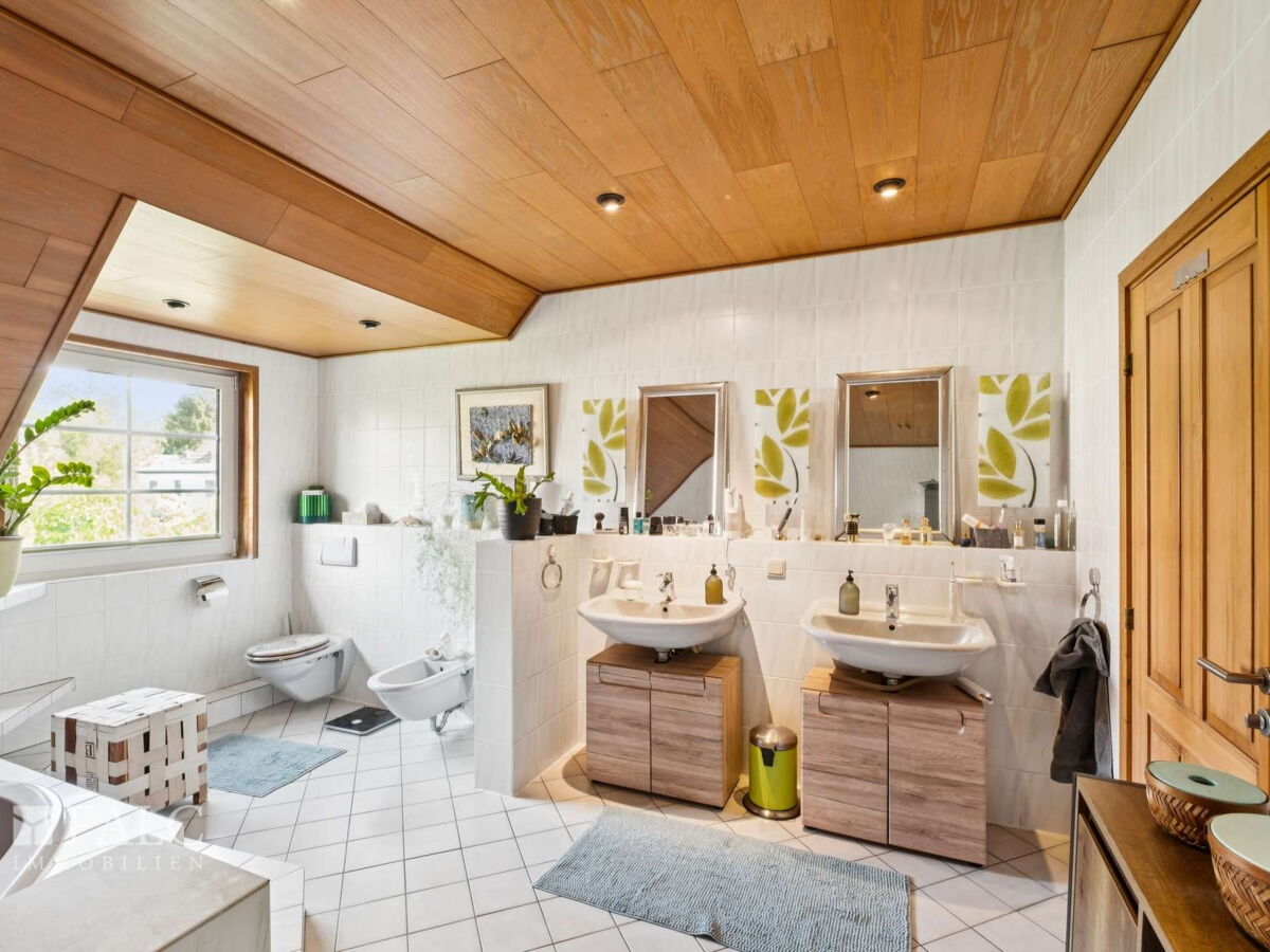 OG Badezimmer