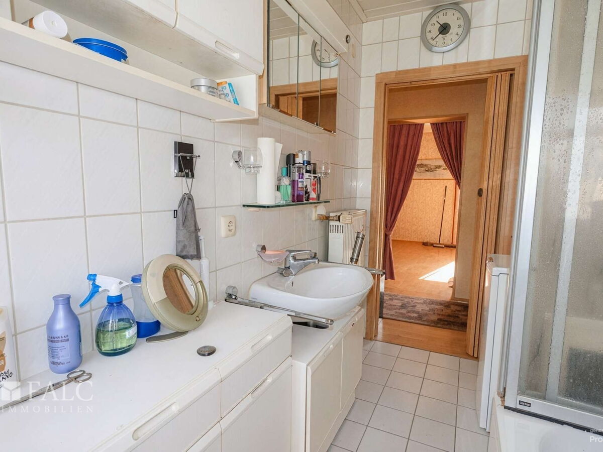 Badezimmer - (KI generiert)