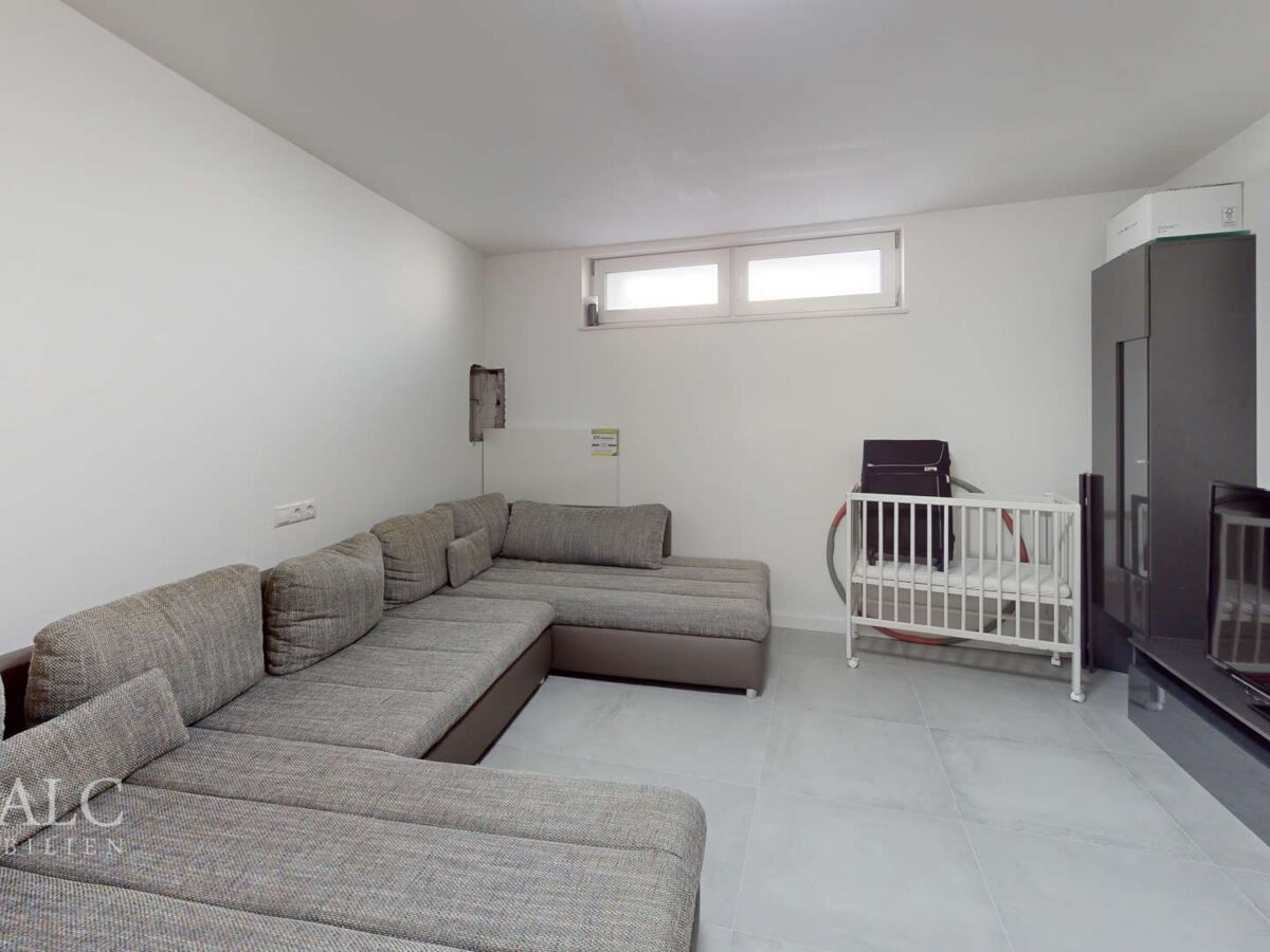 Vorderhaus_Wohnung 1_KG _Wohnen 
