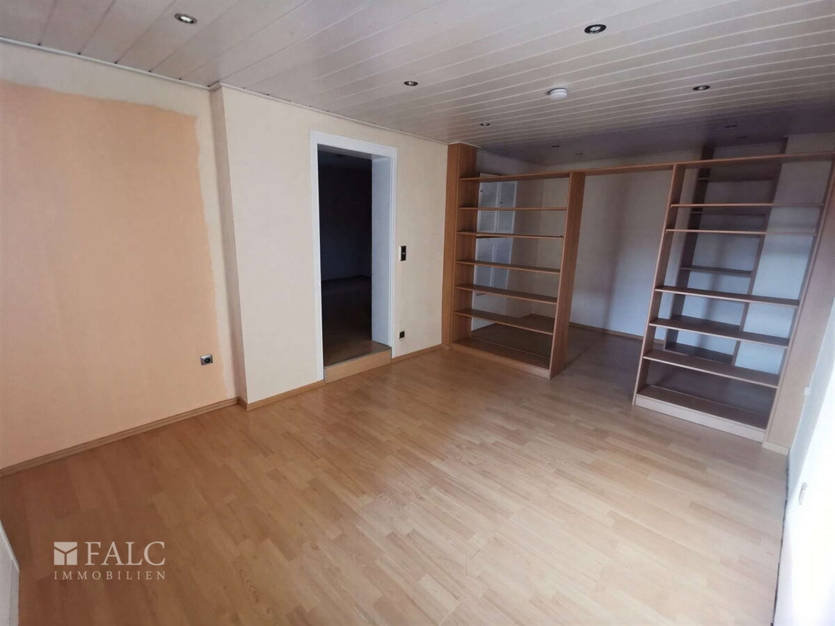 1.OG-rechts-Wohnzimmer - (KI generiert)