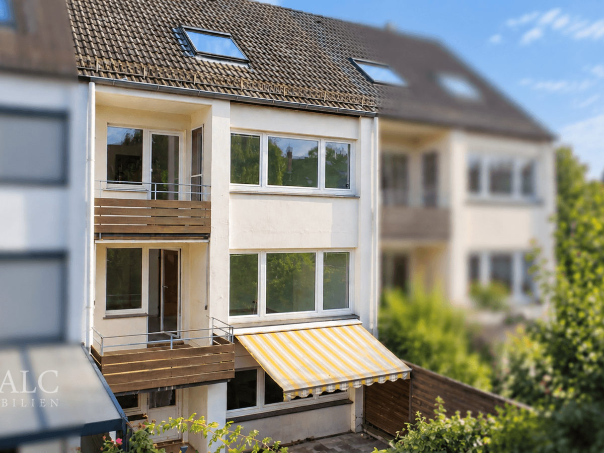 Außenansicht rückwärtig (Gartenseite)