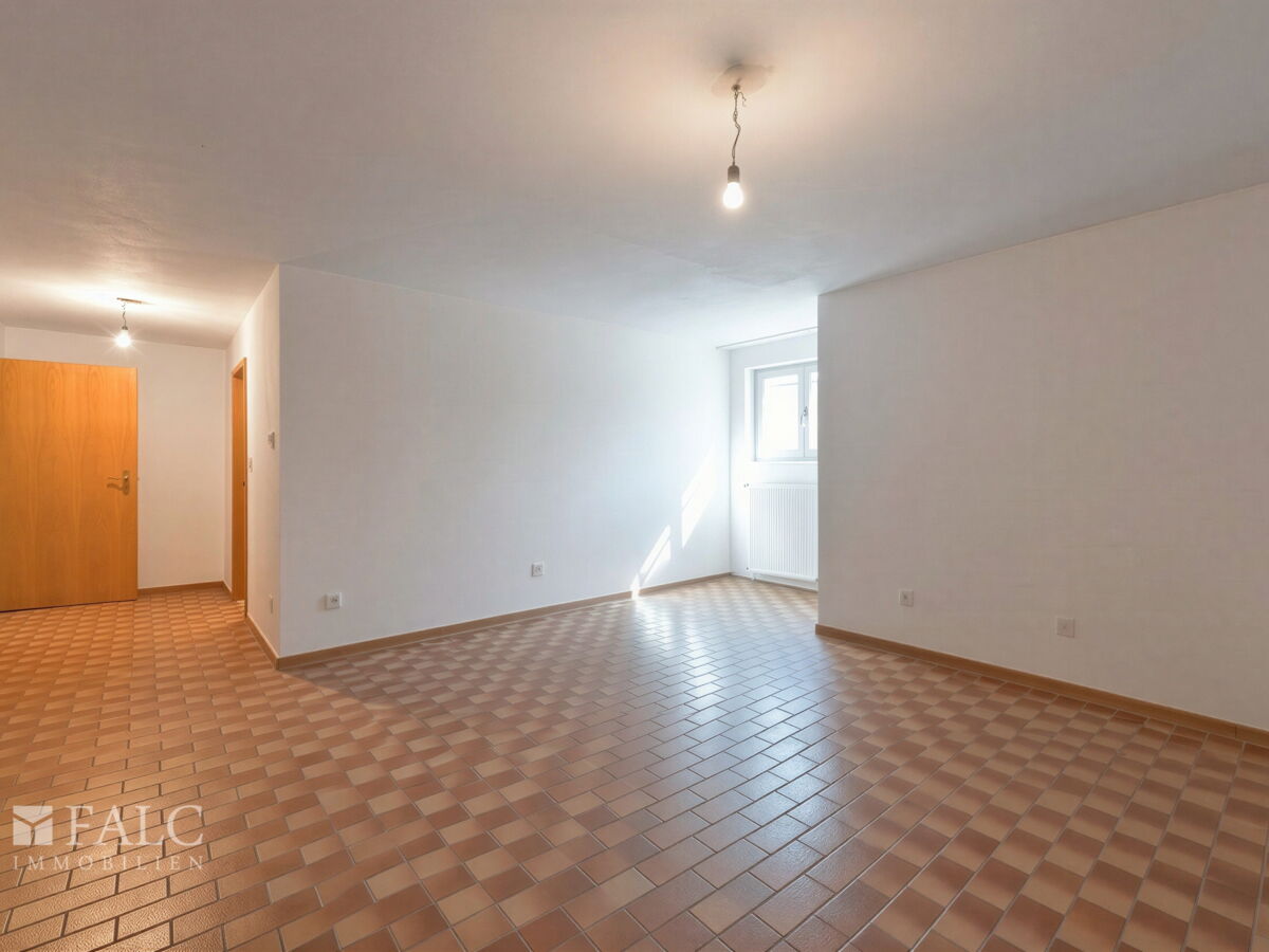 UG Zimmer groß Blick Gang