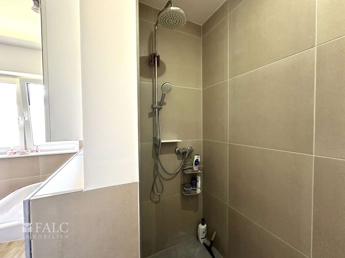 Dusche Bad OG
