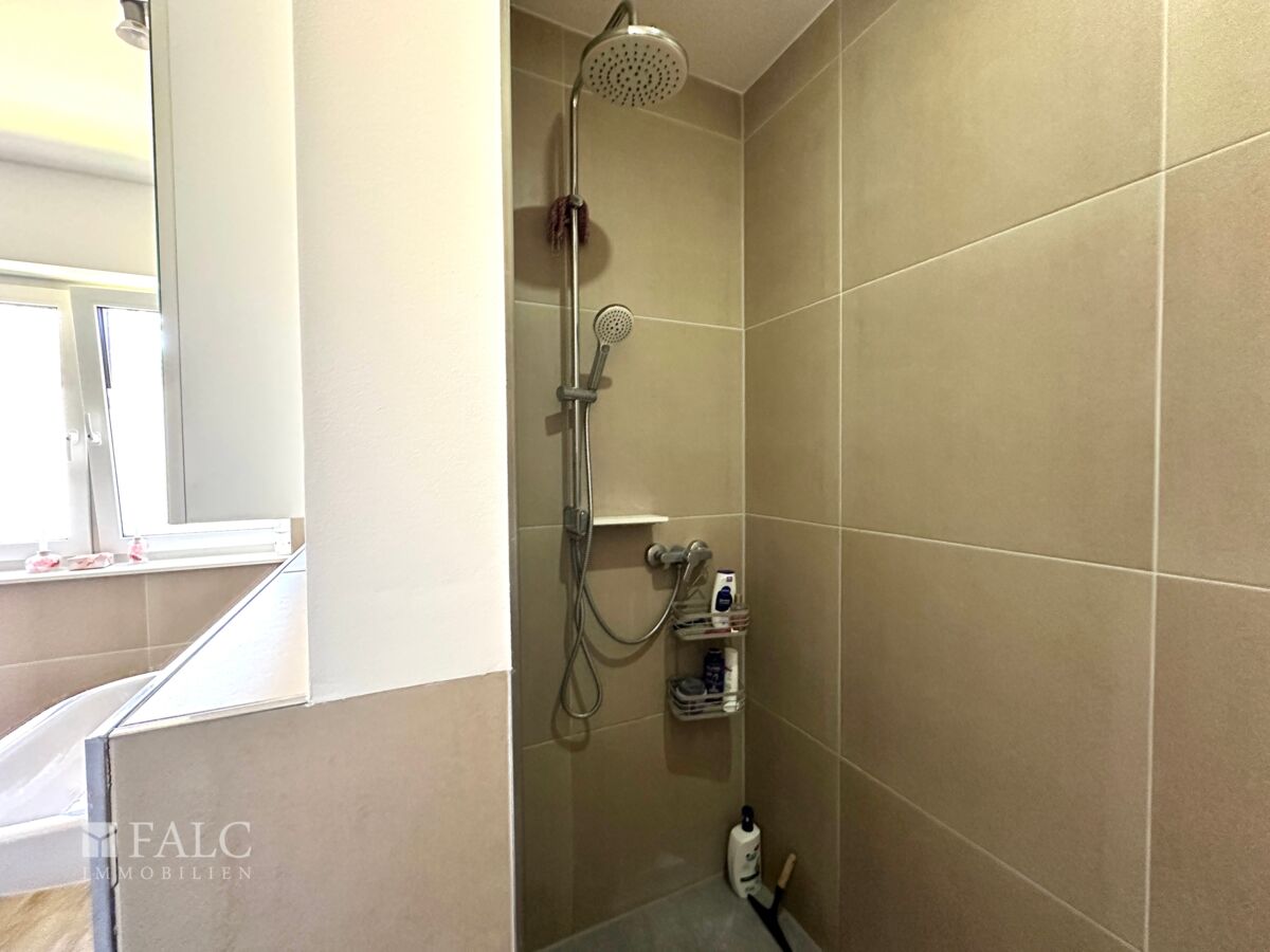 Dusche Bad OG