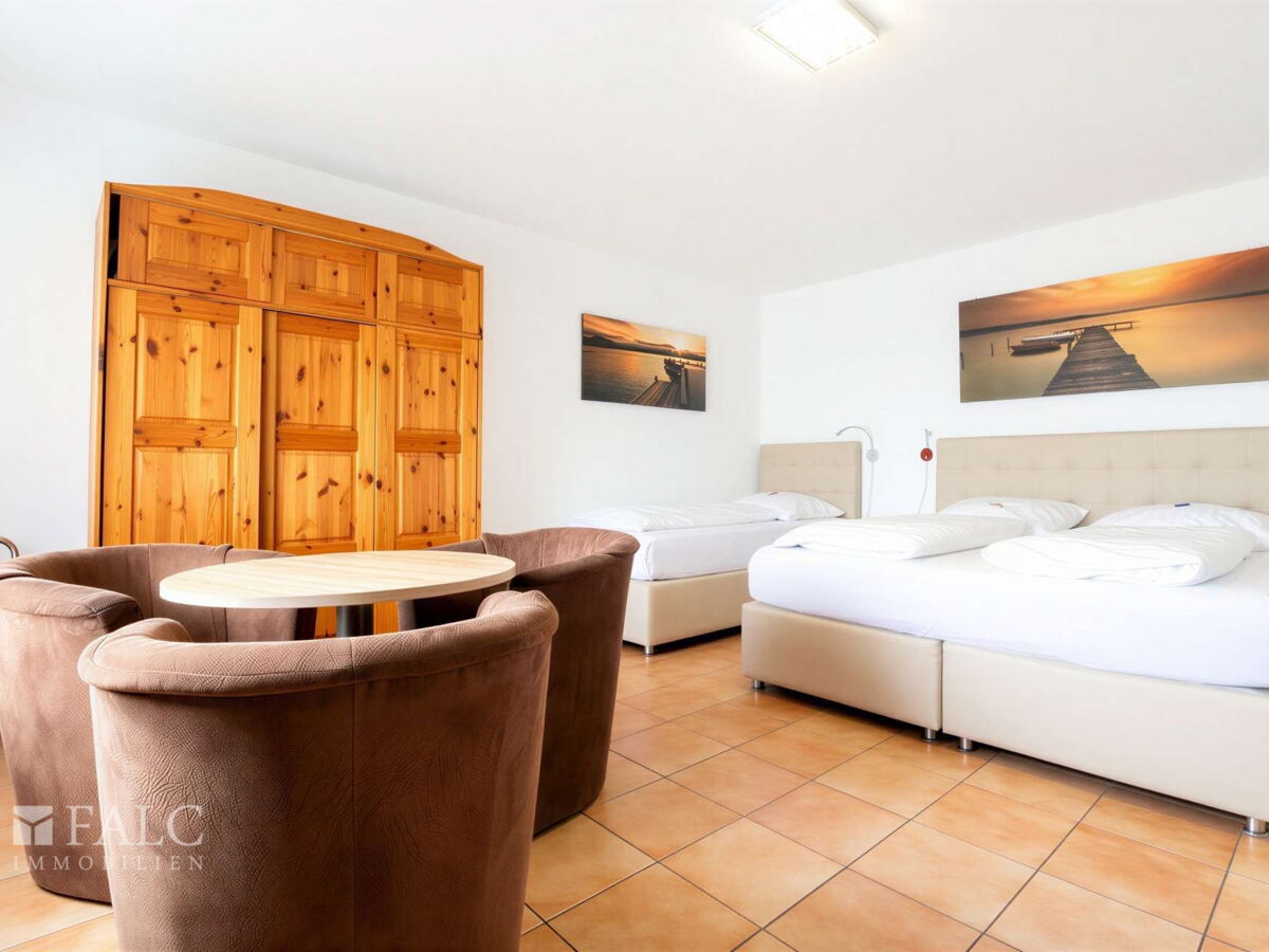 Dreibettzimmer I