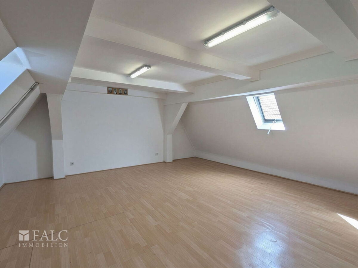 Wohnung 2 DG Zimmer I - (KI generiert)