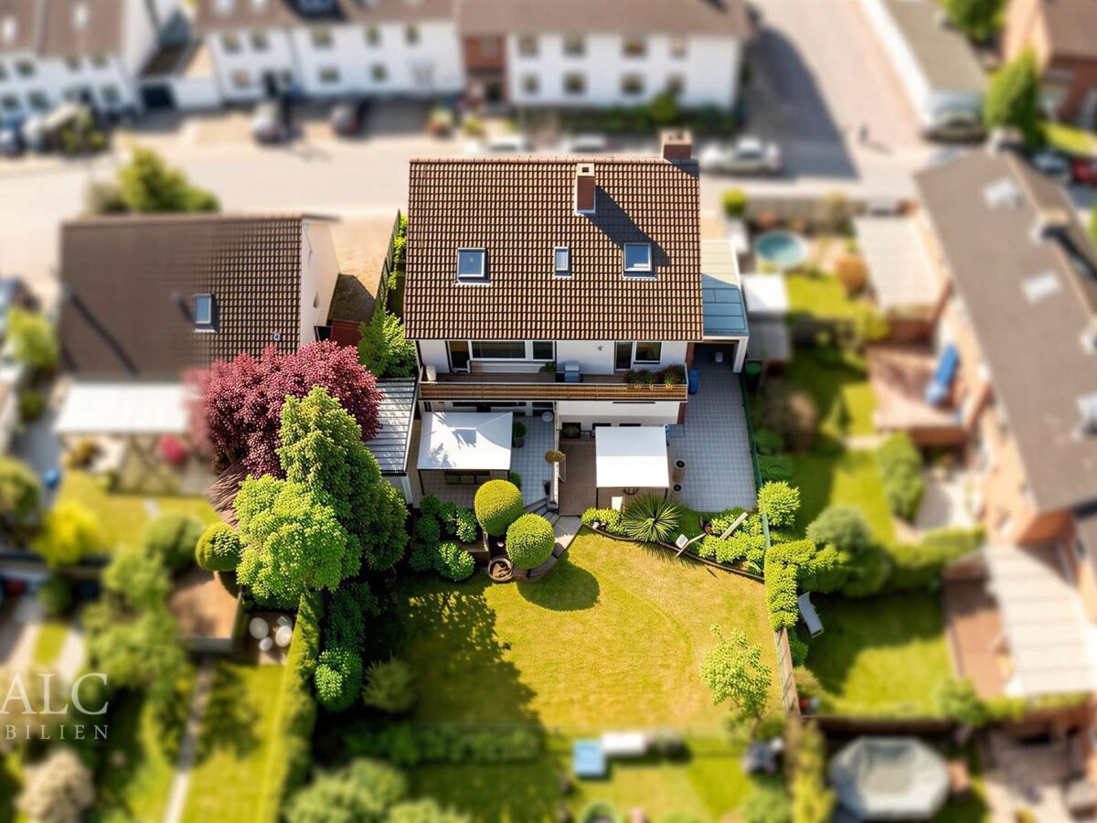 Außenansicht - (KI generiert)