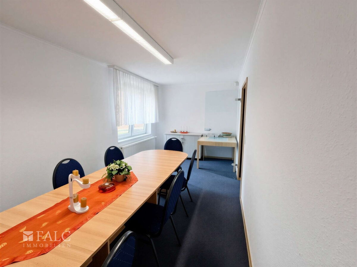 Besprechungszimmer OG