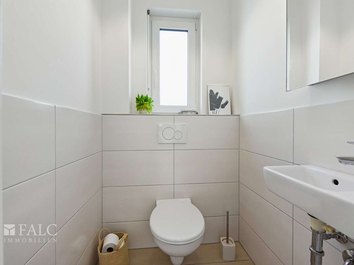Separates Gäste-WC