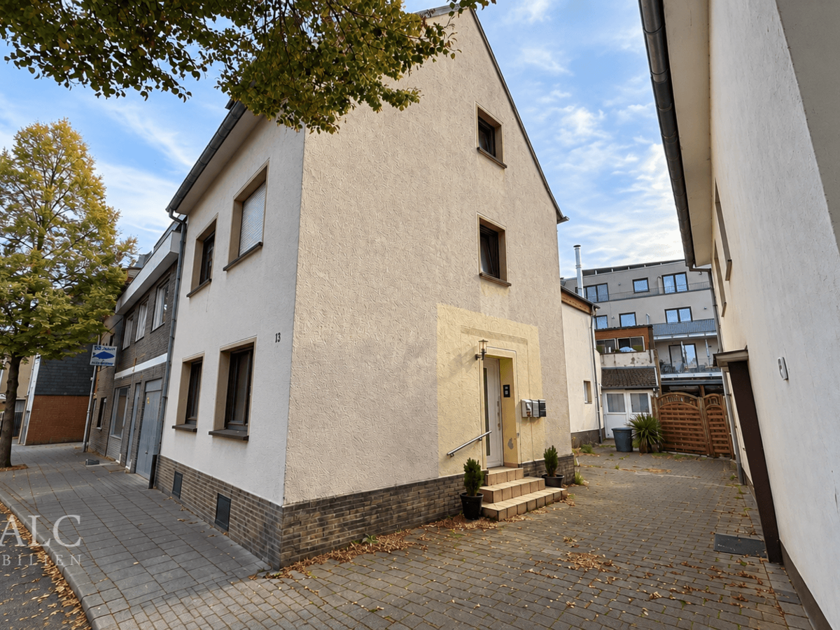 Hausansicht / Eingangsbereich 