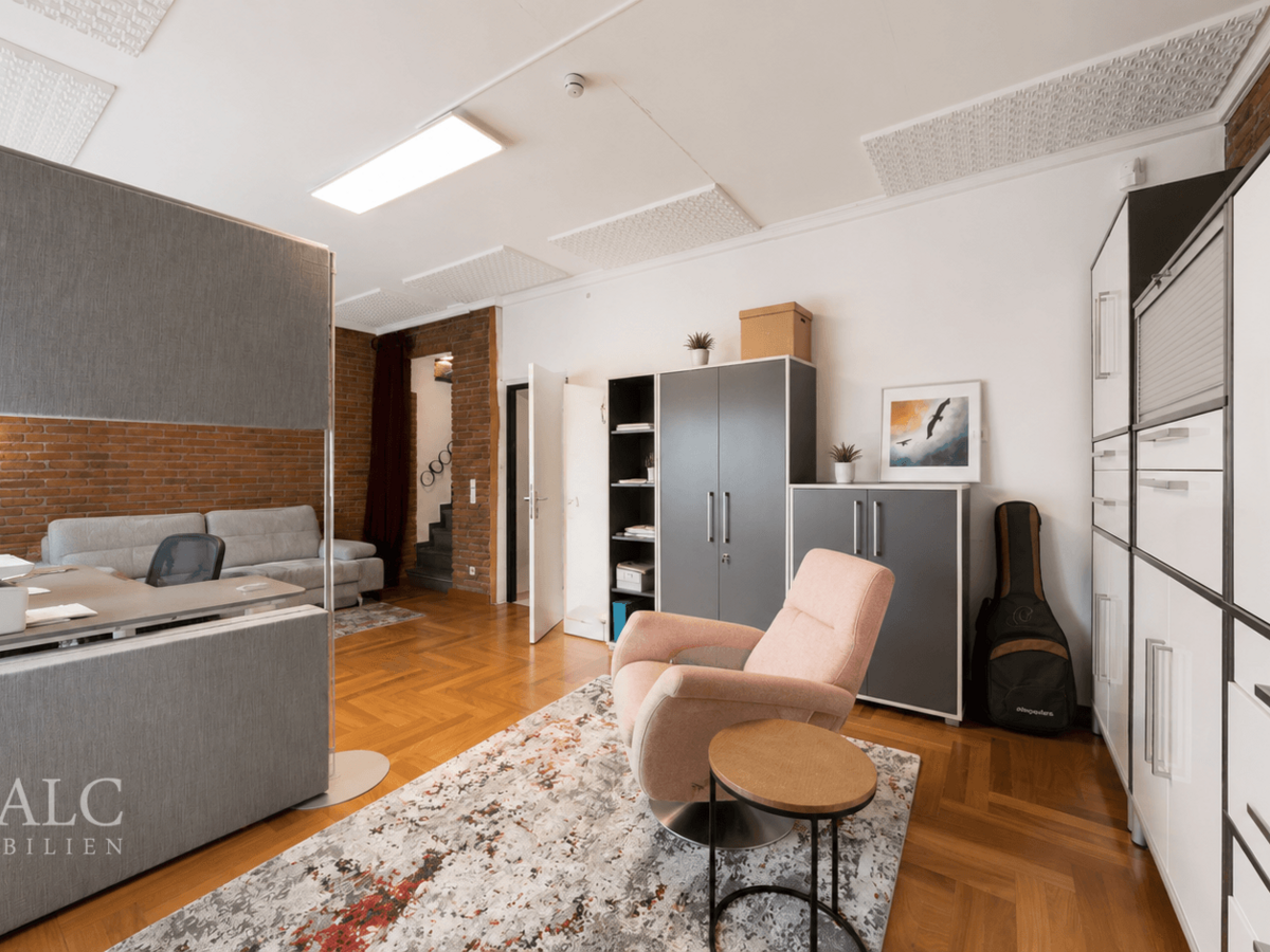 Büro UG 