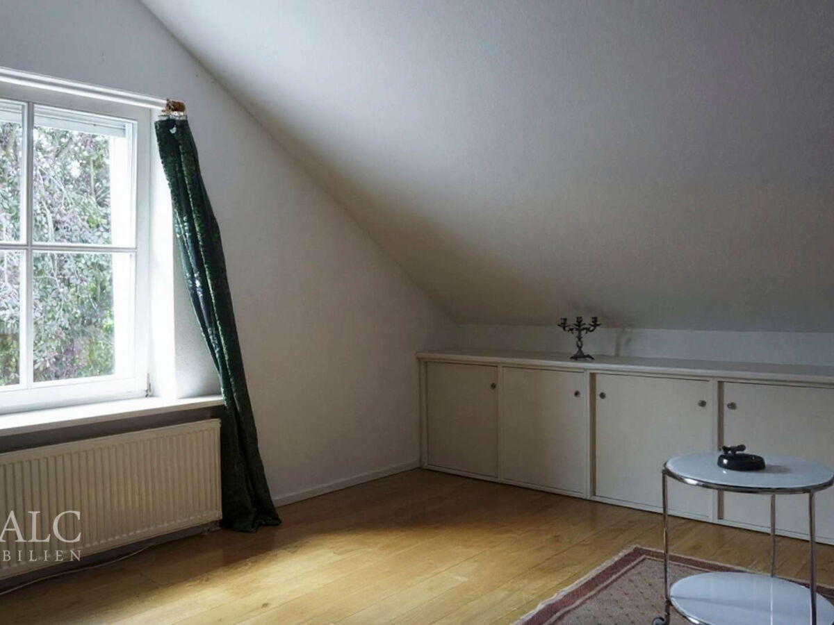 OG Zimmer (virtuell bearbeitet)