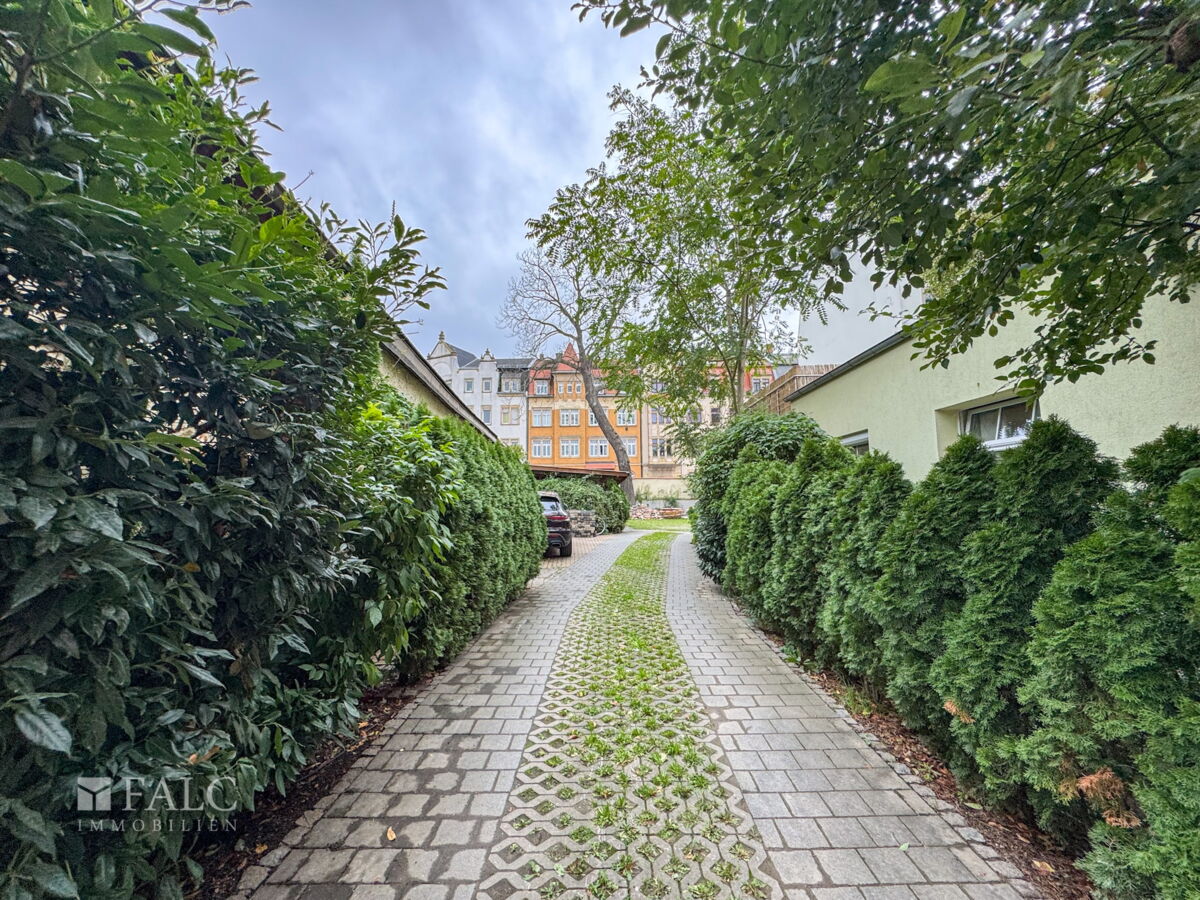 Hofeinfahrt