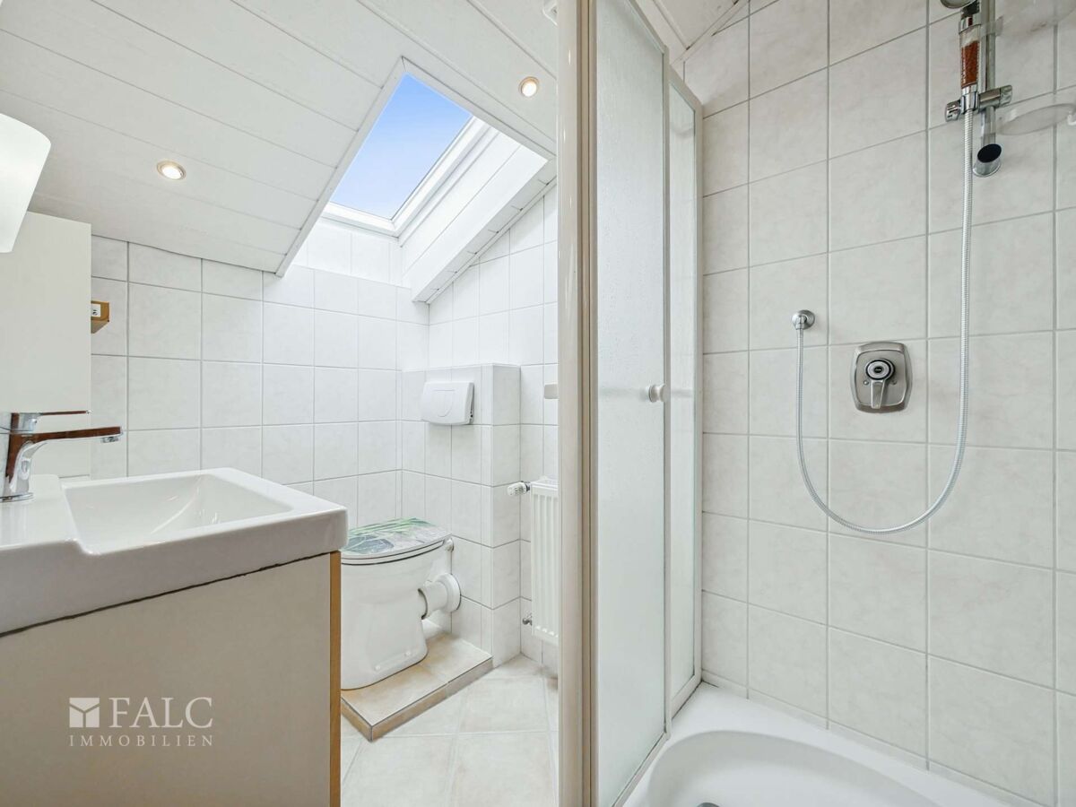 Badezimmer DG