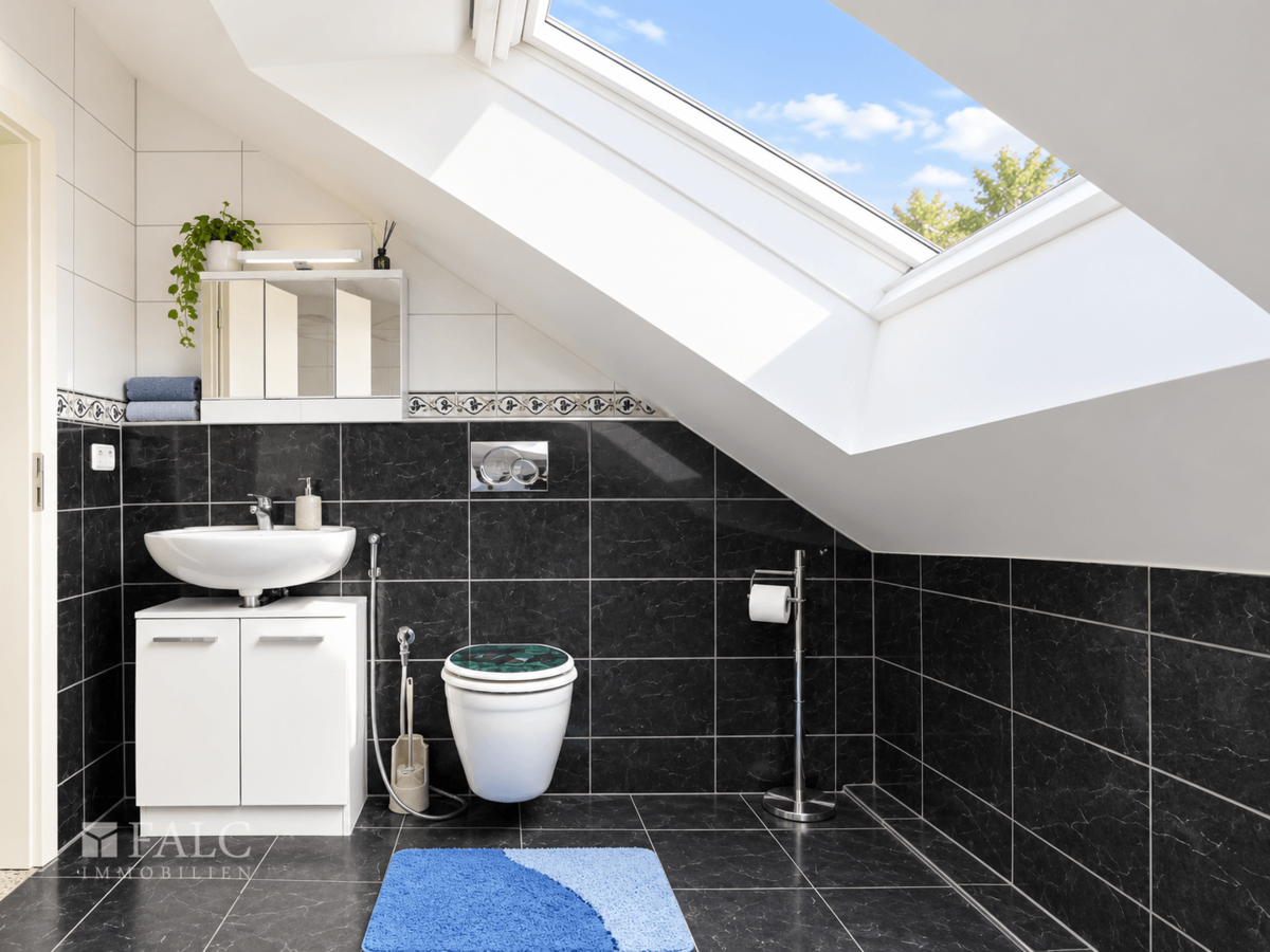 Badezimmer DG.