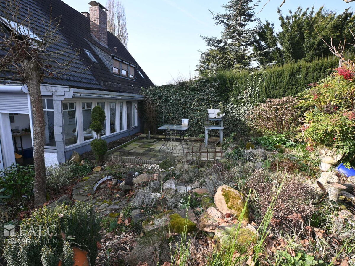 Terrasse + Garten
