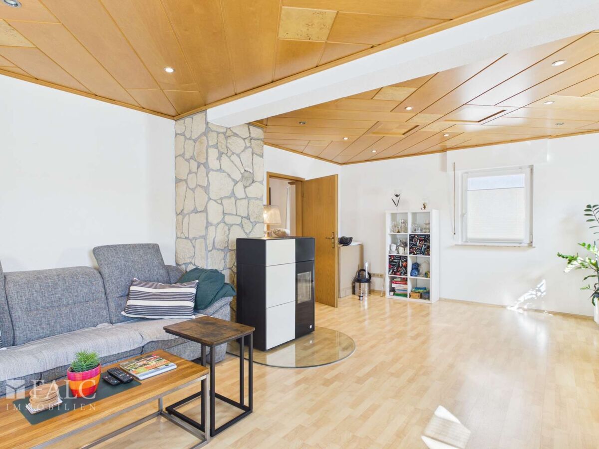 Wohnung-EG