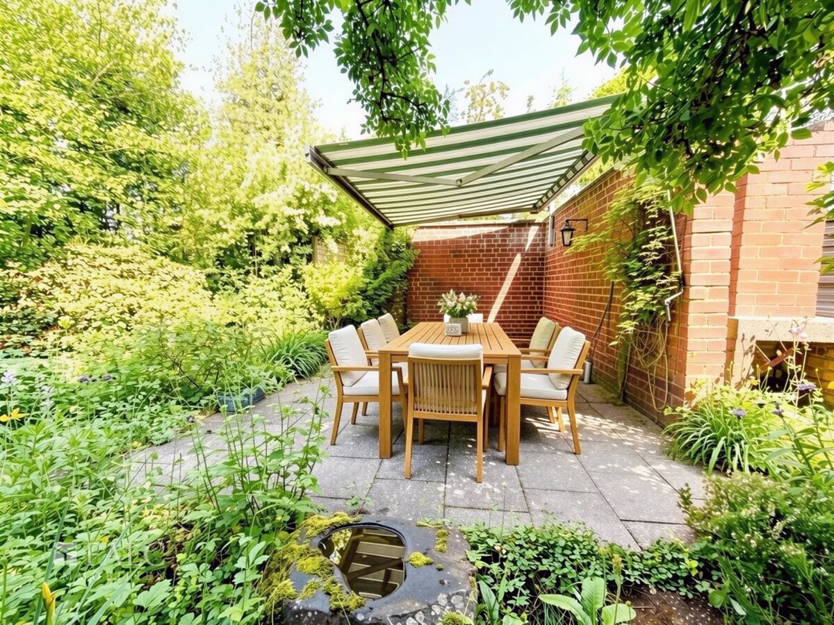 2. Terrasse im Garten
