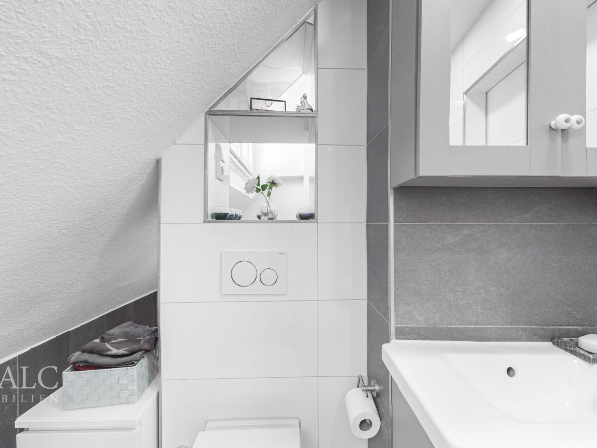 Badezimmer zweites Obergeschosse_1_2