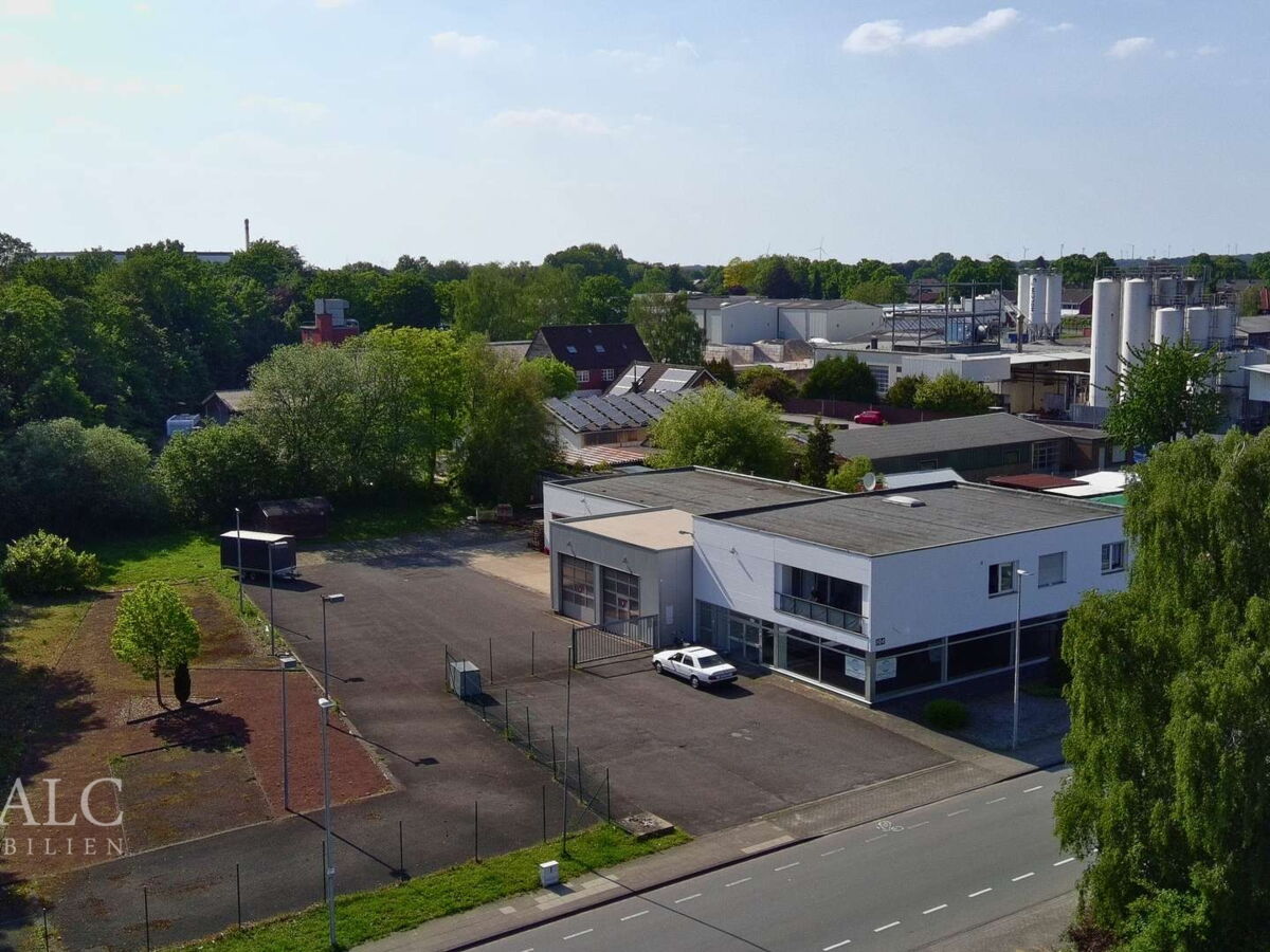 Straßenansicht