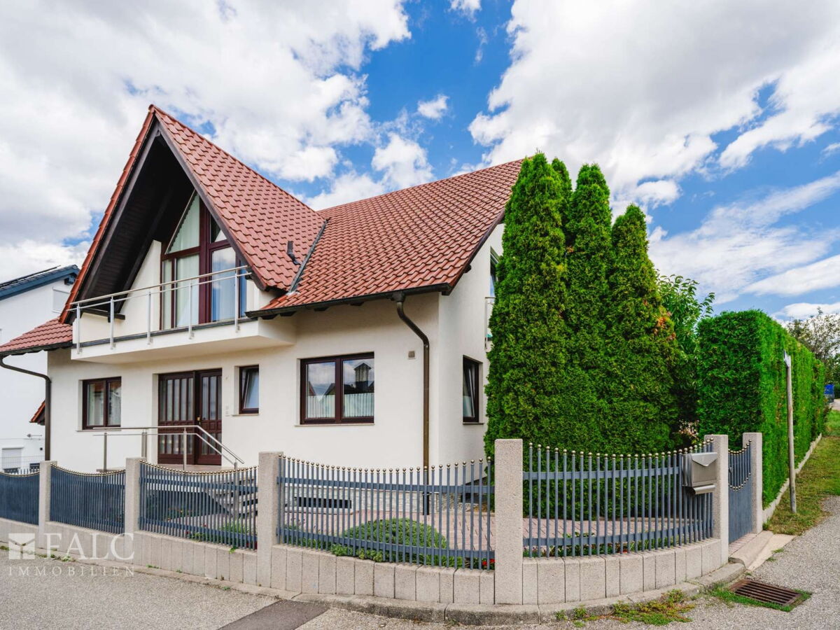 Haus seitlich