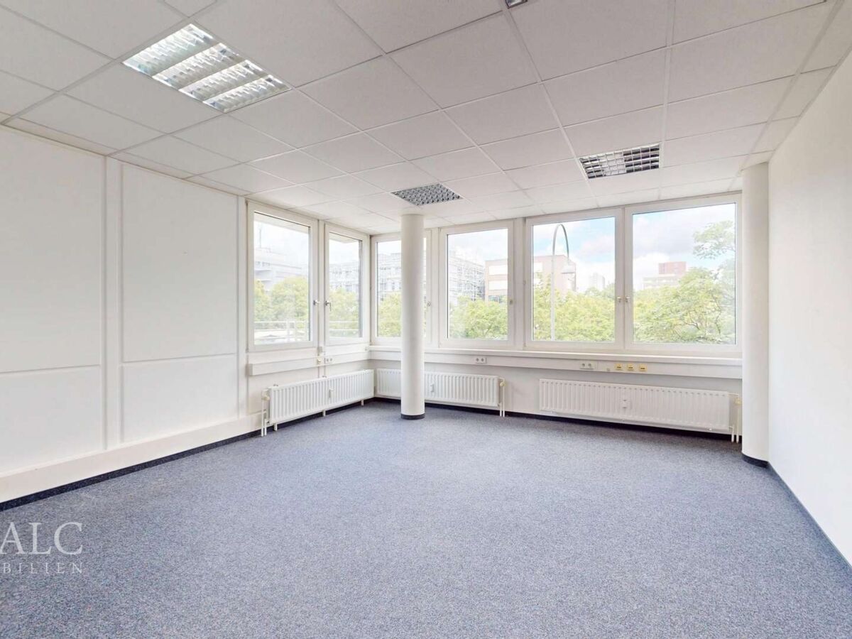 Eckbüro