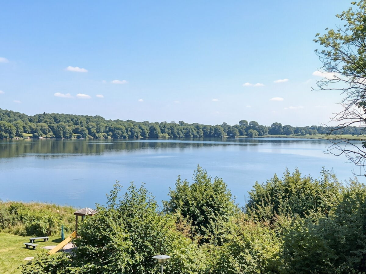 Terrasse mit Seeblick 2
