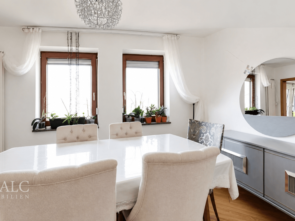 1. OG Esszimmer 