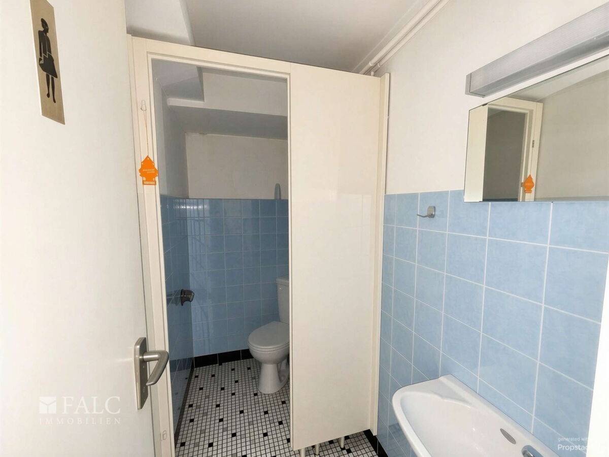 WC Damen 
