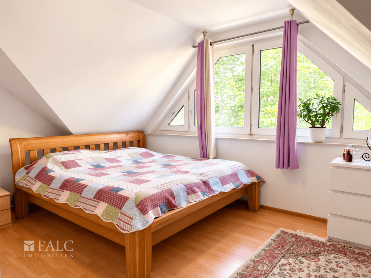 Schlafzimmer (KI bearbeitet)