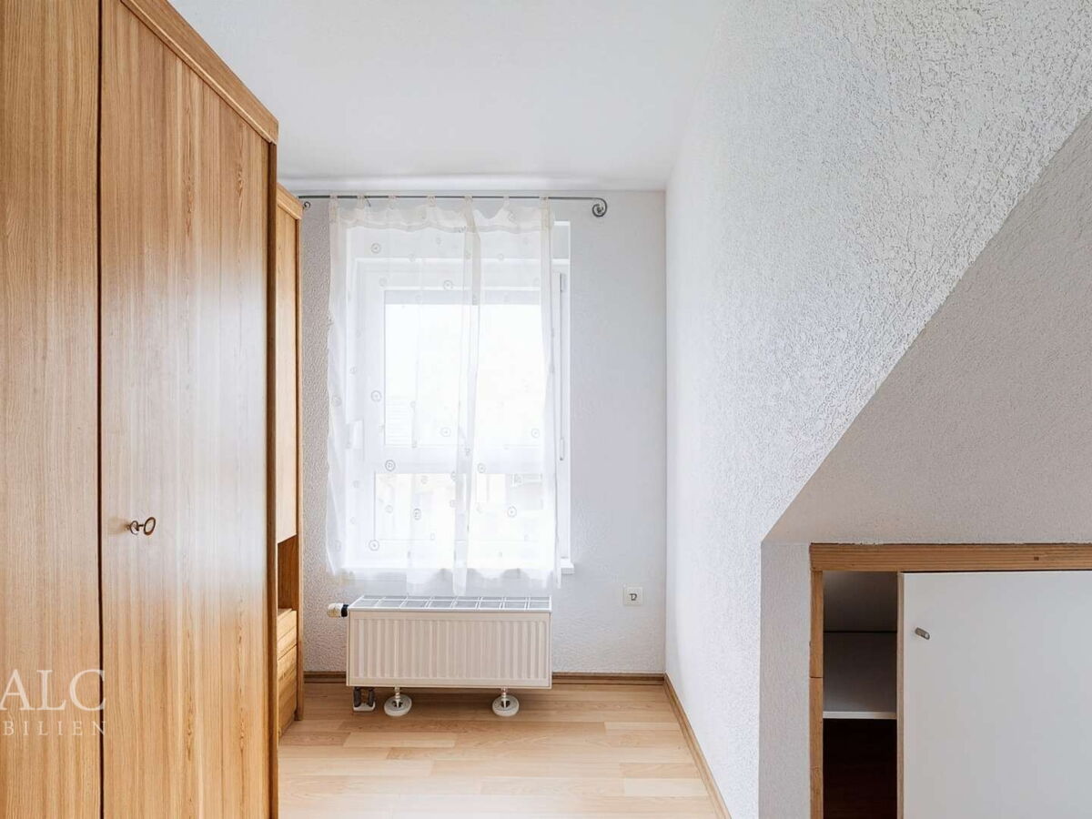 Schlafzimmer DG
